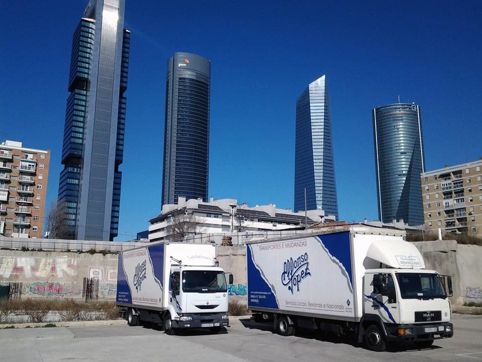 Camión de transporte en Santiago de Compostela